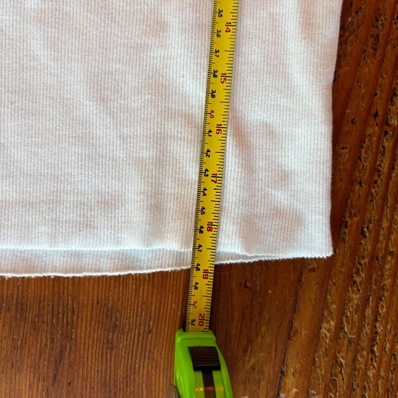 Like New Rainbow Butterfly White Cropped Ribbed Tank Top Size Medium 100% Cotton - Picture 7 of 7